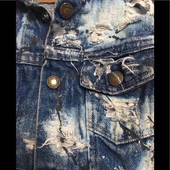 Custom Distressed/Painted 2/3T Wrangler Vest - Picture 2 of 3